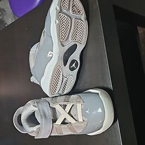 Toddler Nike sneakers
